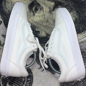 ❌SOLD❌Classic White Old Skool Vans